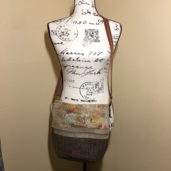 Sakroots Handbags - ☀️Sakroots crossbody shoulder bag crochet & canvas